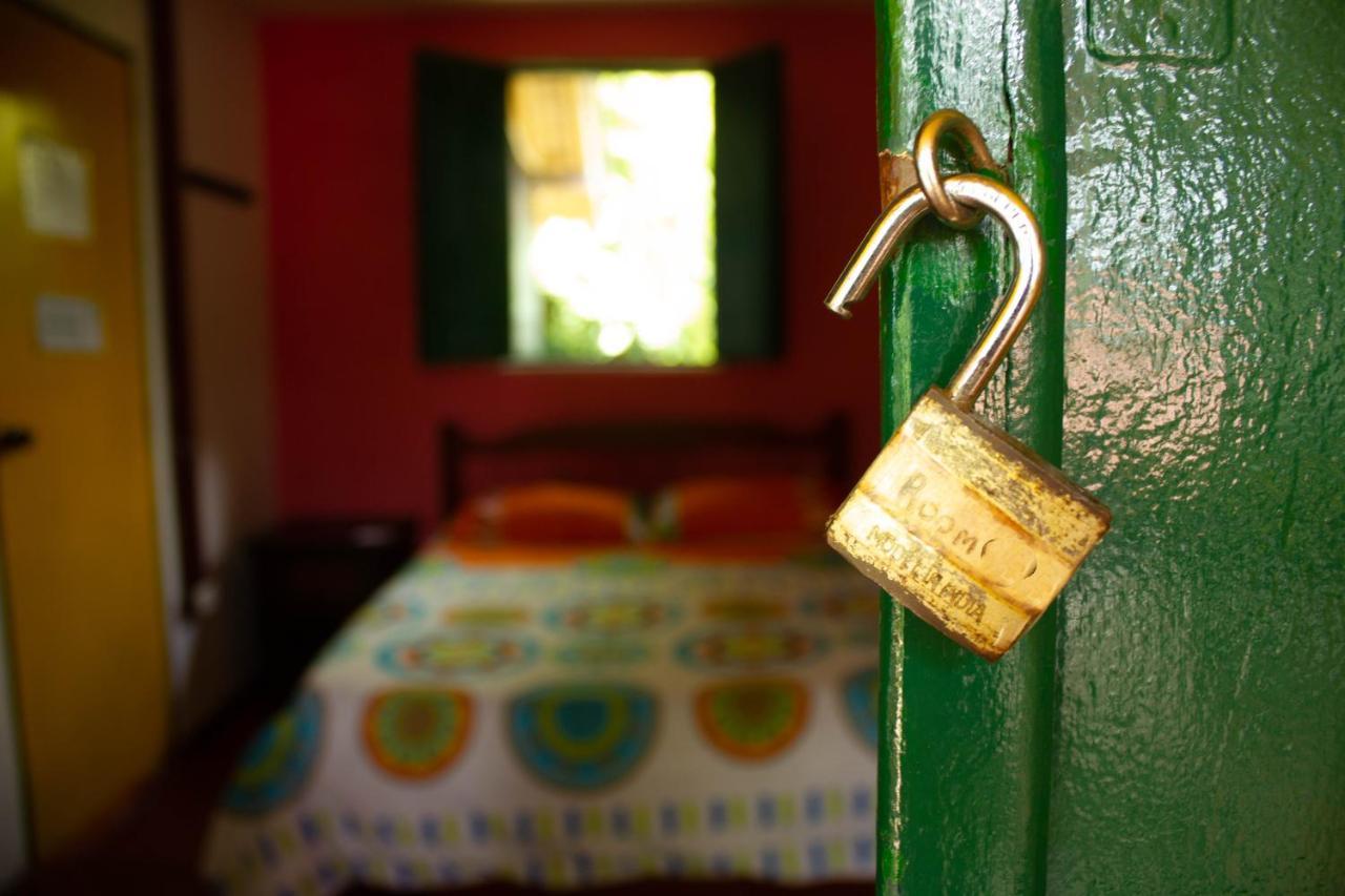 The Plantation House Travellers Hostel Σαλέντο Εξωτερικό φωτογραφία