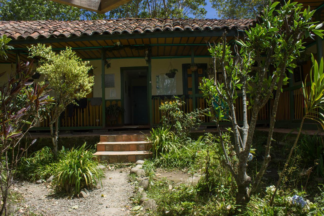 The Plantation House Travellers Hostel Σαλέντο Εξωτερικό φωτογραφία