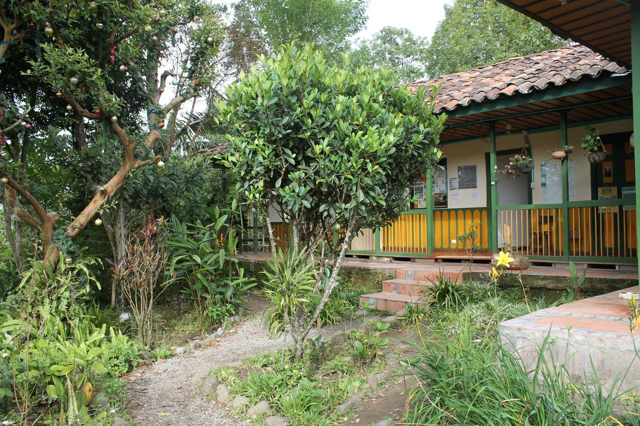 The Plantation House Travellers Hostel Σαλέντο Εξωτερικό φωτογραφία